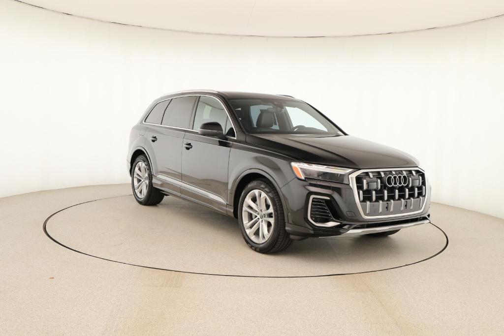 new 2026 Audi Q7 car, priced at $77,005