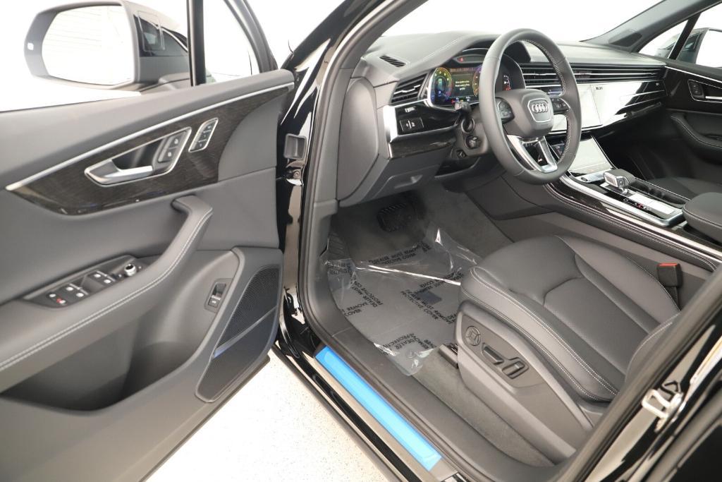 new 2026 Audi Q7 car, priced at $77,005