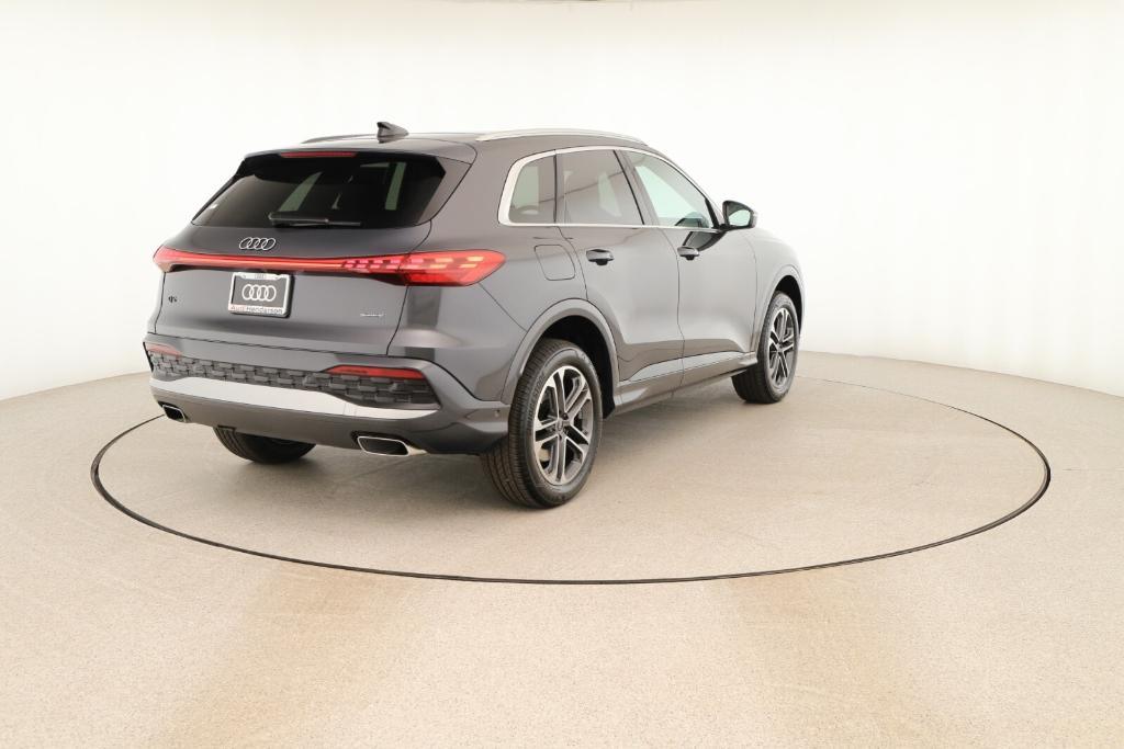 new 2025 Audi Q5 car, priced at $60,350