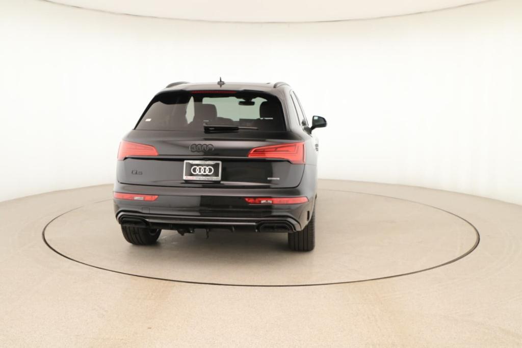 new 2025 Audi Q5 car, priced at $69,160