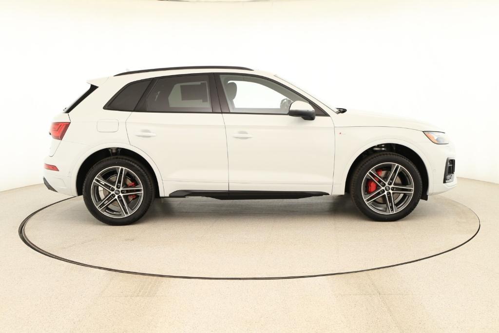 new 2024 Audi Q5 e car, priced at $73,810