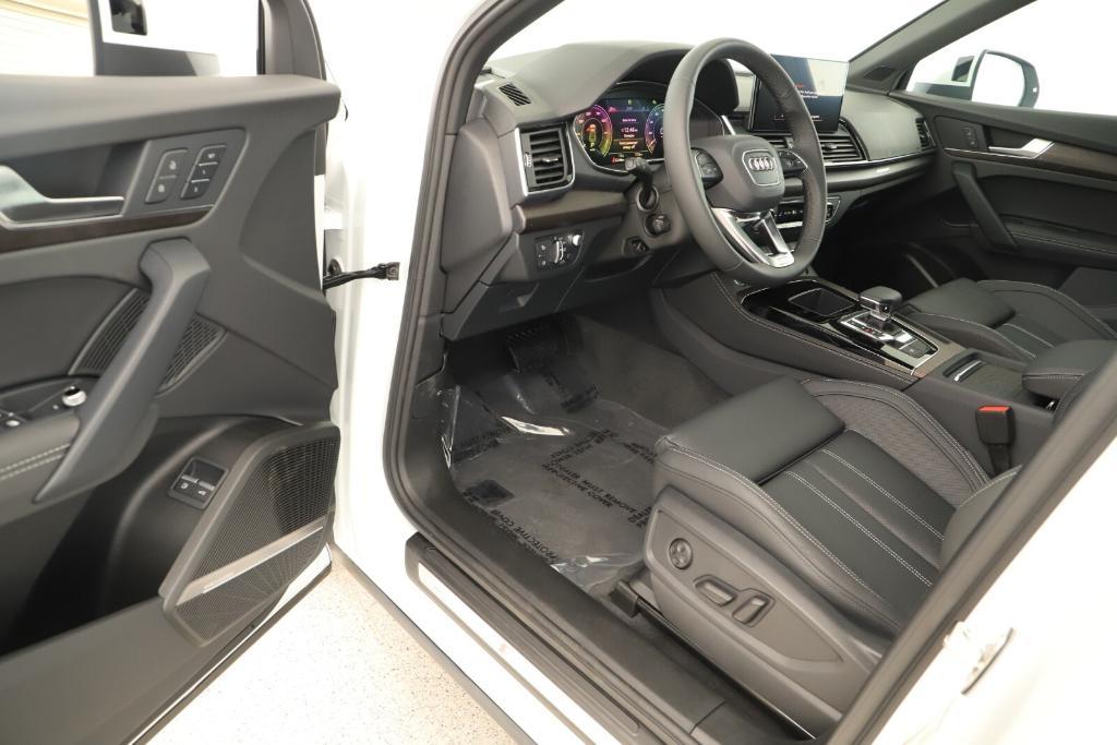 new 2024 Audi Q5 e car, priced at $73,810