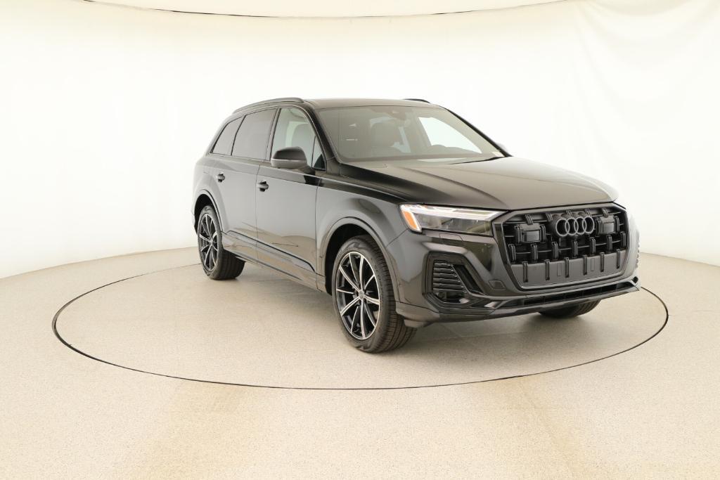 new 2025 Audi Q7 car, priced at $72,420