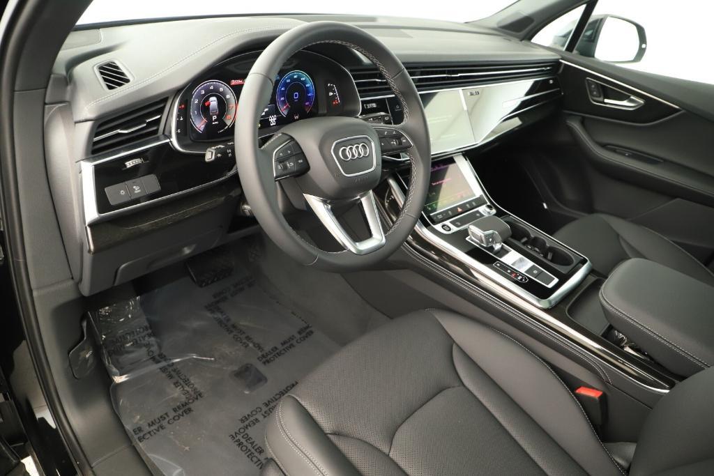 new 2025 Audi Q7 car, priced at $72,420