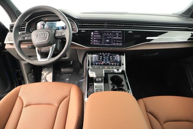 new 2025 Audi Q7 car, priced at $72,985