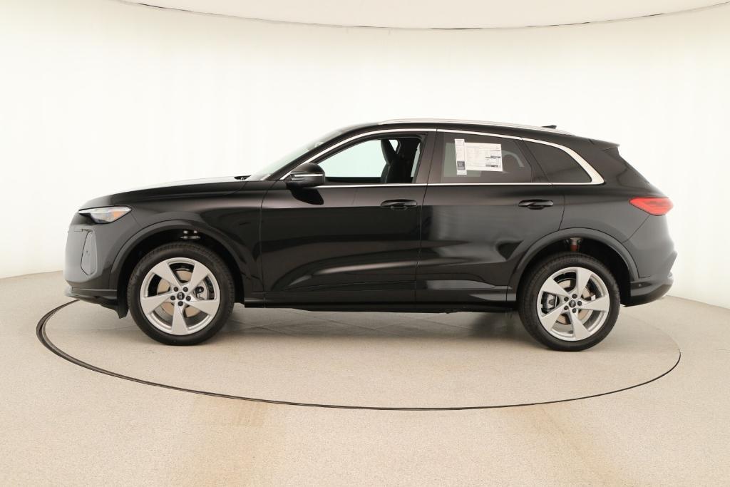 new 2025 Audi Q5 car, priced at $61,150