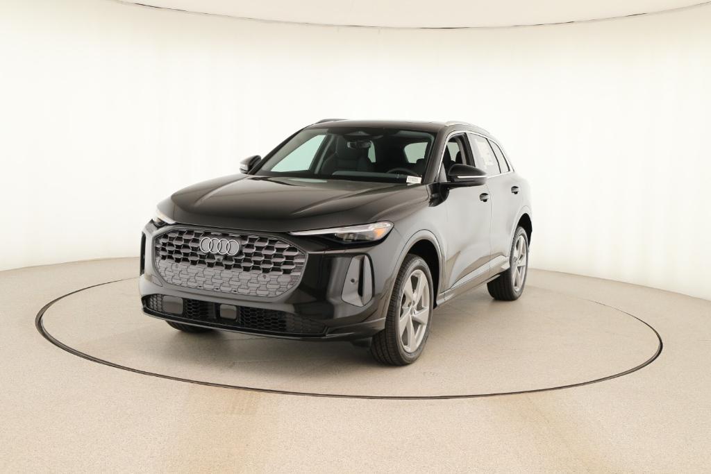 new 2025 Audi Q5 car, priced at $61,150