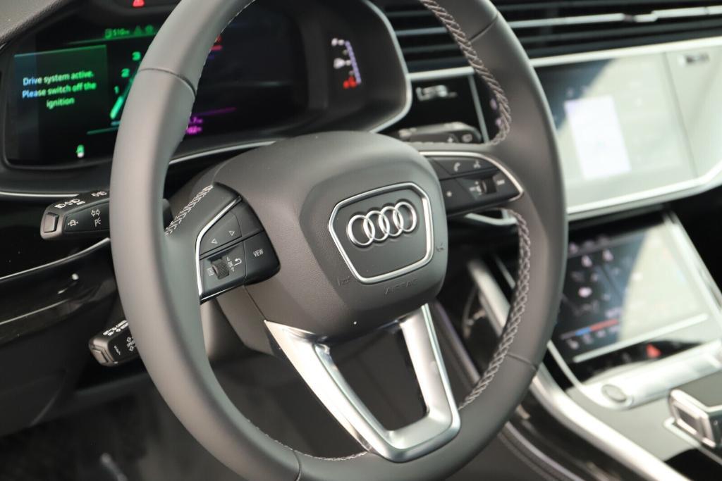 new 2025 Audi Q8 car, priced at $86,625
