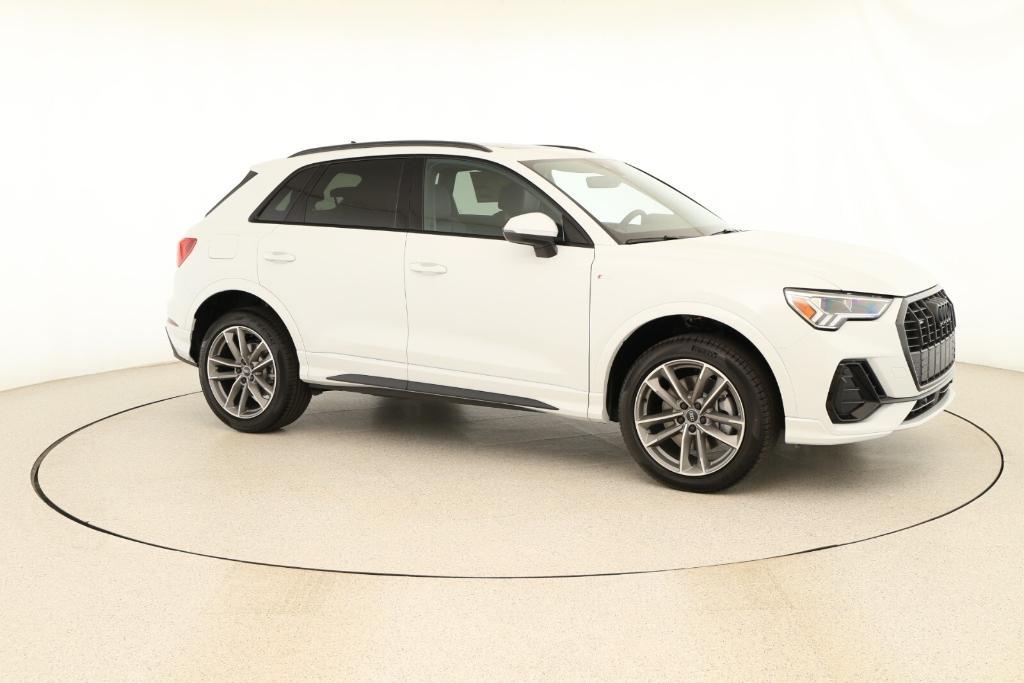 new 2025 Audi Q3 car, priced at $45,975