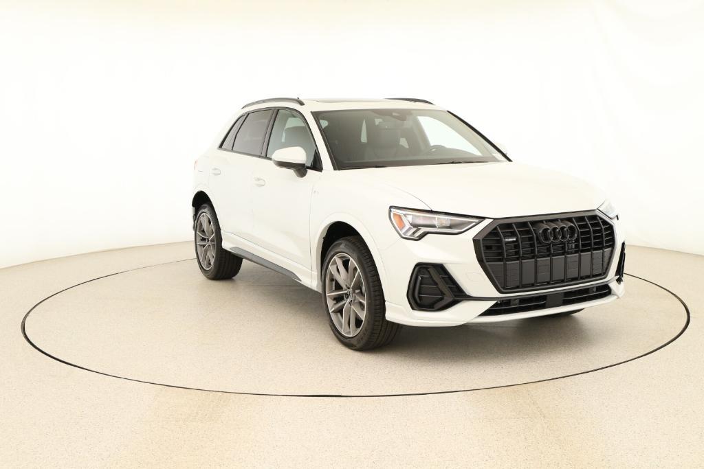 new 2025 Audi Q3 car, priced at $45,975