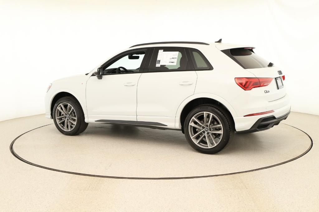 new 2025 Audi Q3 car, priced at $45,975