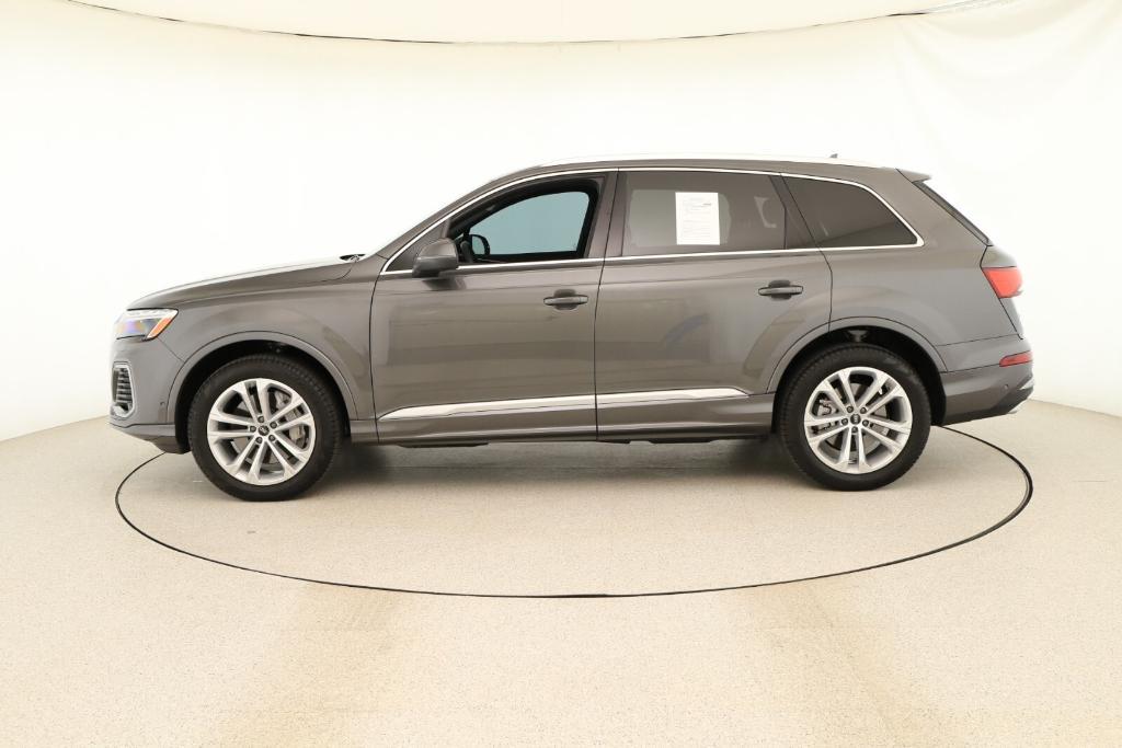 used 2025 Audi Q7 car, priced at $50,988