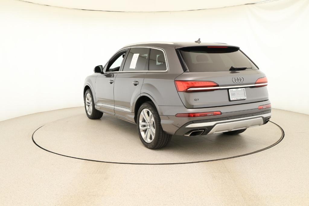 used 2025 Audi Q7 car, priced at $50,988