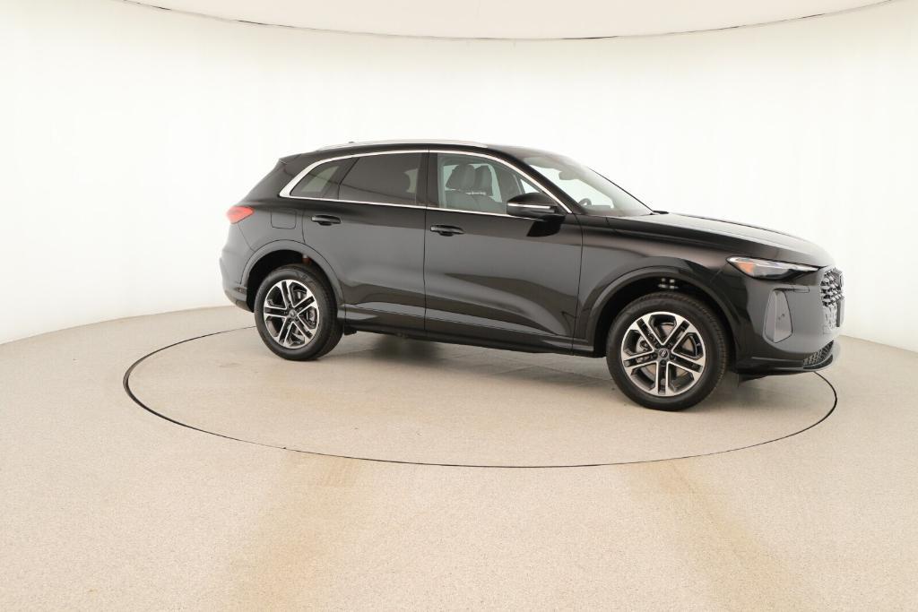 new 2025 Audi Q5 car, priced at $57,625