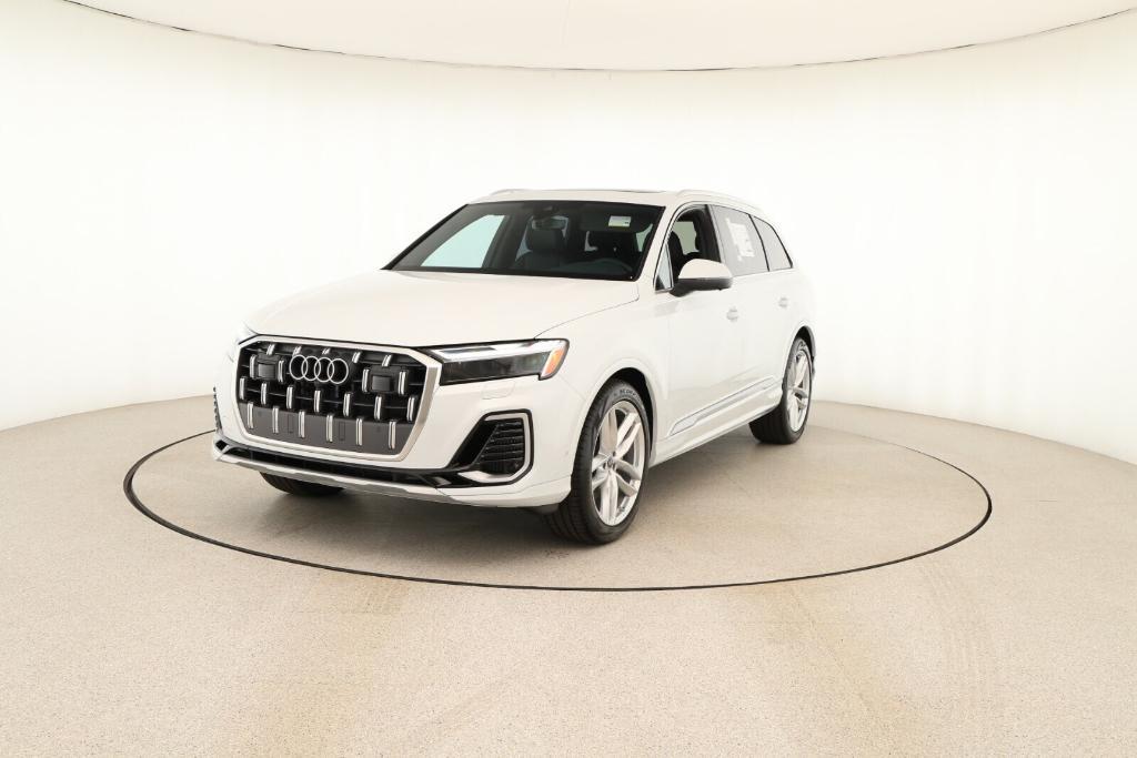 new 2025 Audi Q7 car, priced at $76,260
