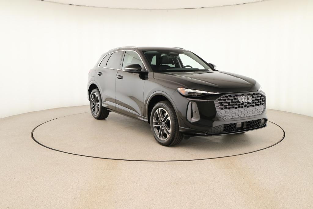 new 2025 Audi Q5 car, priced at $55,375
