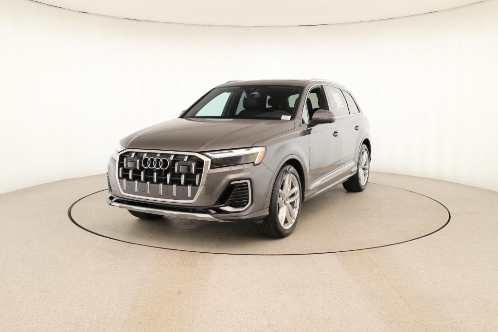 new 2025 Audi Q7 car, priced at $76,260
