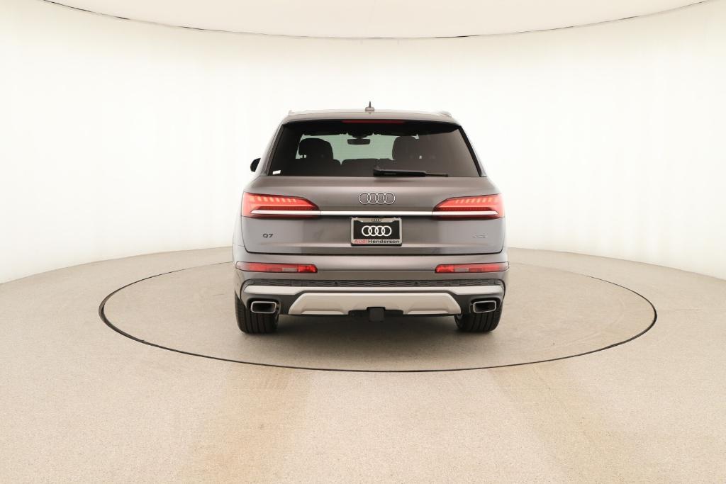 new 2025 Audi Q7 car, priced at $76,260