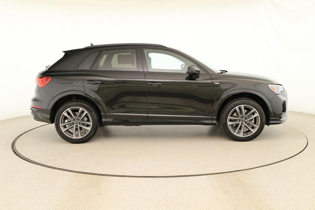 new 2025 Audi Q3 car, priced at $45,975