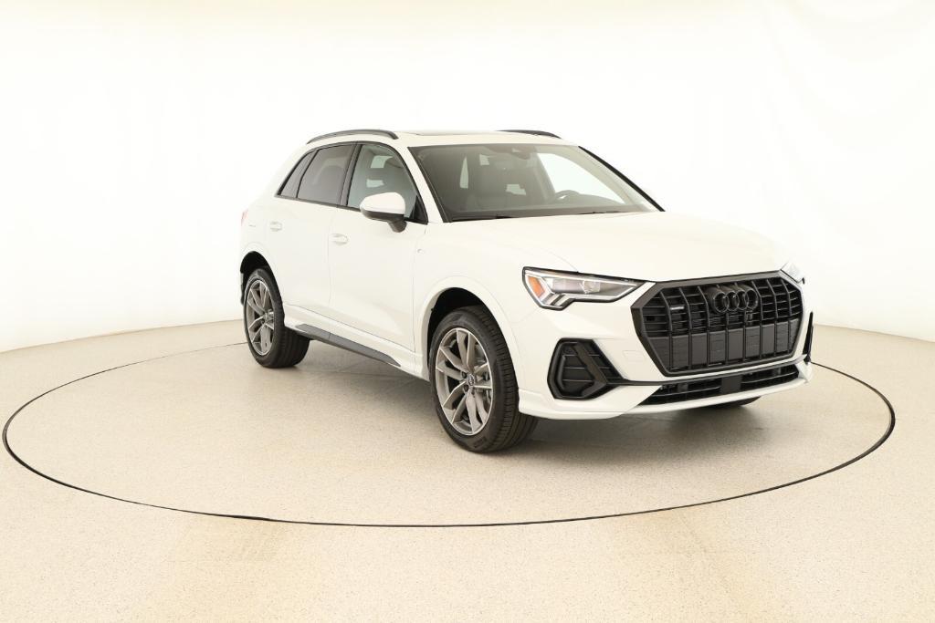 new 2025 Audi Q3 car, priced at $45,975