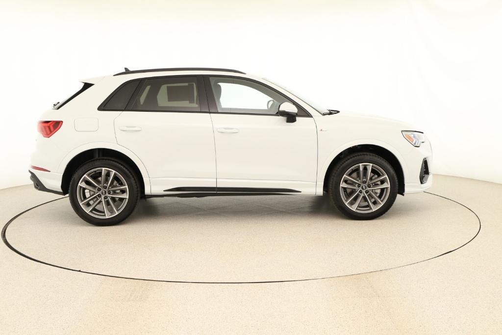 new 2025 Audi Q3 car, priced at $45,975