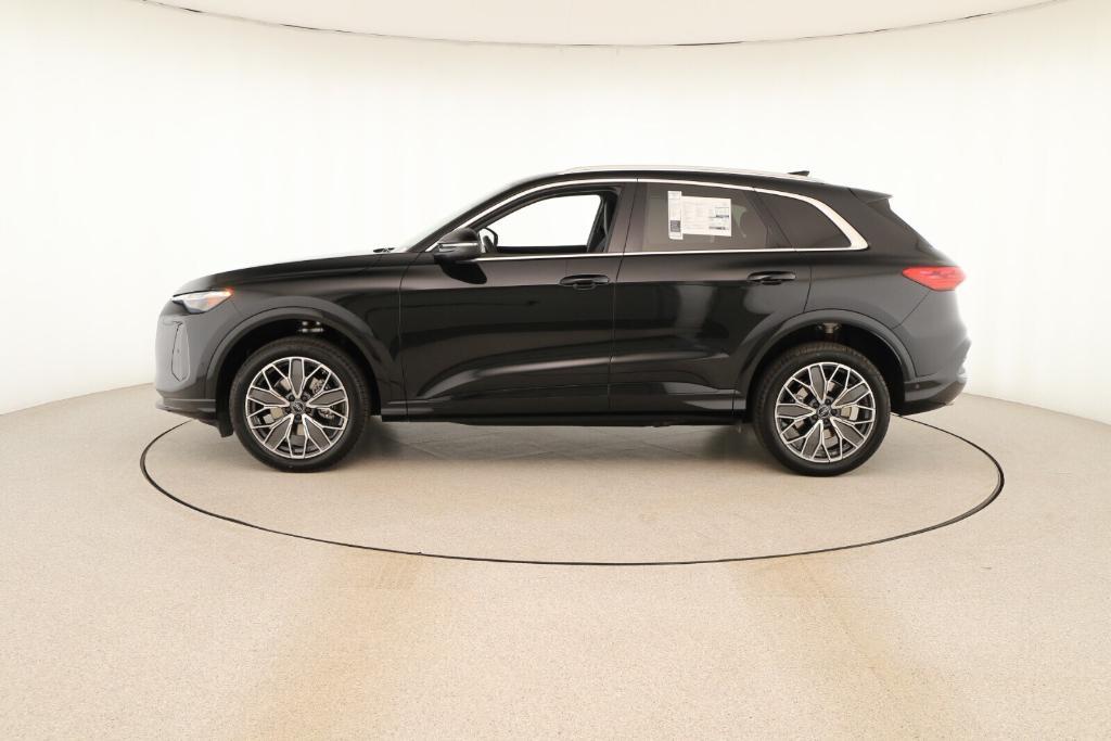 new 2025 Audi Q5 car, priced at $60,635
