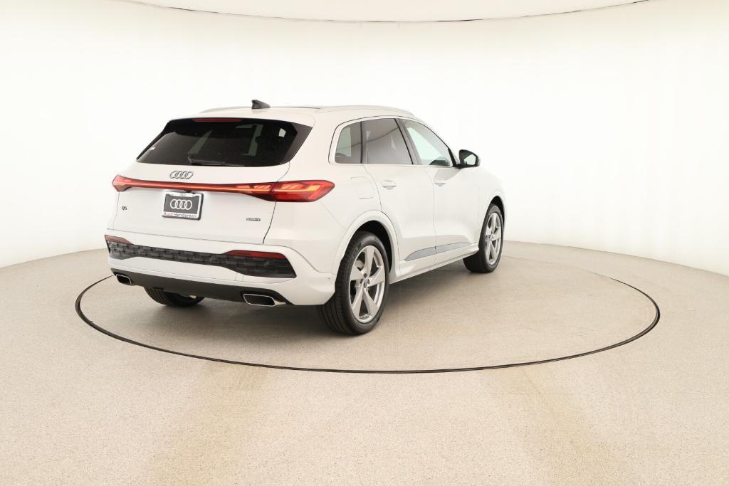 new 2025 Audi Q5 car, priced at $64,100