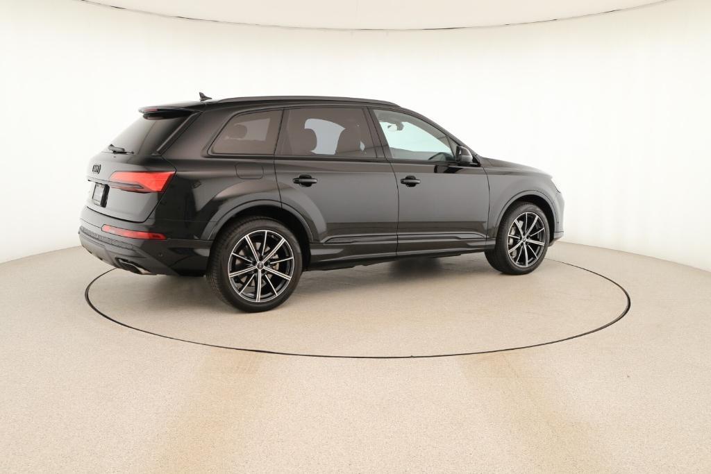 used 2025 Audi Q7 car, priced at $52,648