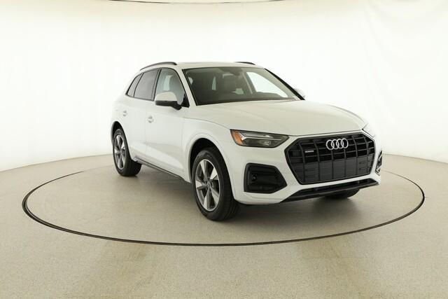 new 2025 Audi Q5 car, priced at $50,860