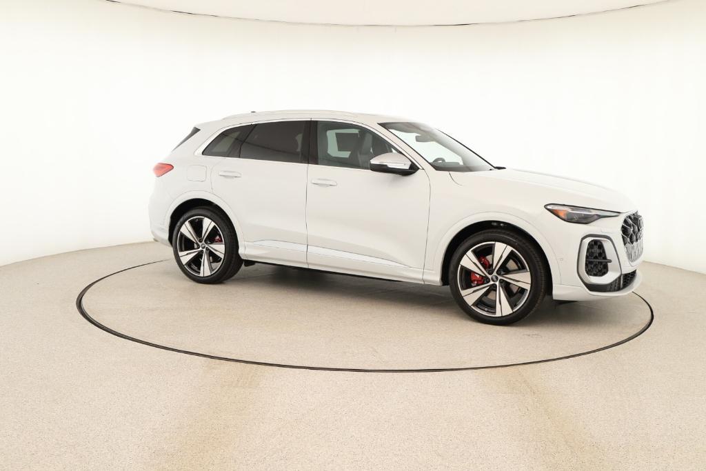 new 2025 Audi SQ5 car, priced at $74,050