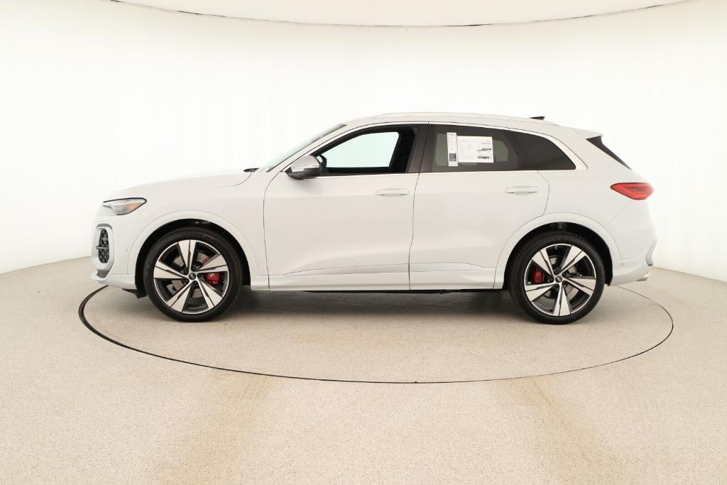 new 2025 Audi SQ5 car, priced at $74,050