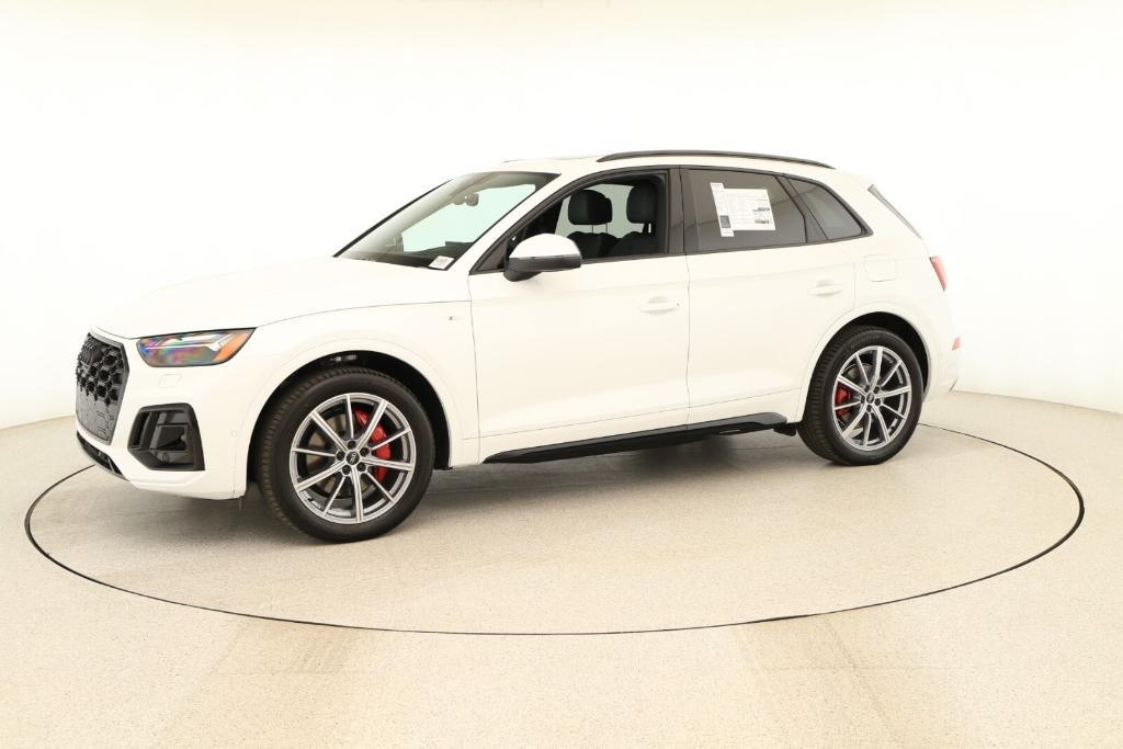 new 2024 Audi Q5 e car, priced at $74,090