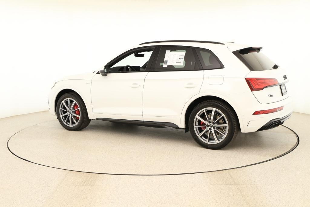 new 2024 Audi Q5 e car, priced at $74,090