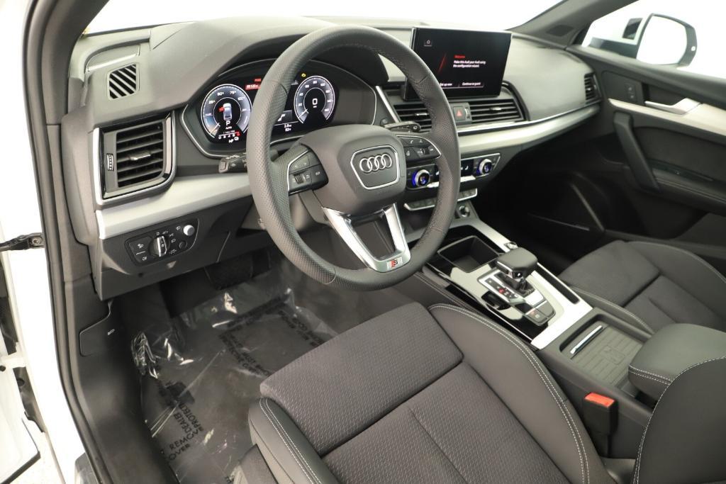 new 2024 Audi Q5 e car, priced at $74,090