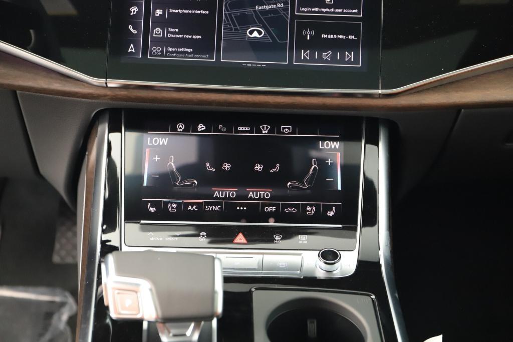 new 2025 Audi Q7 car, priced at $86,220