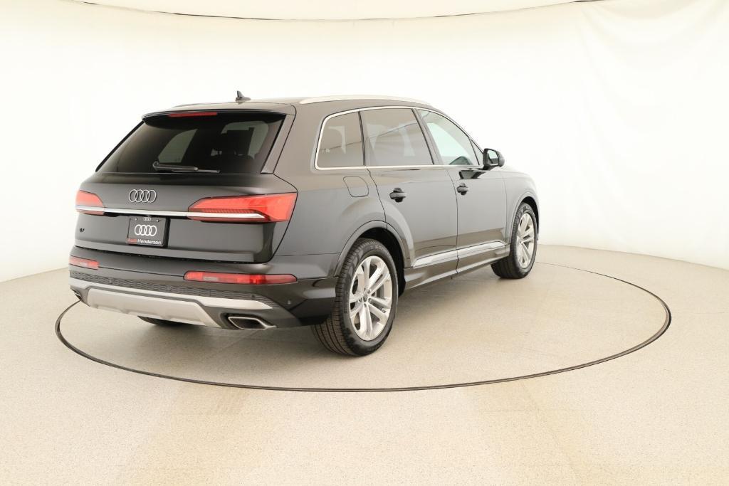 new 2025 Audi Q7 car, priced at $80,870