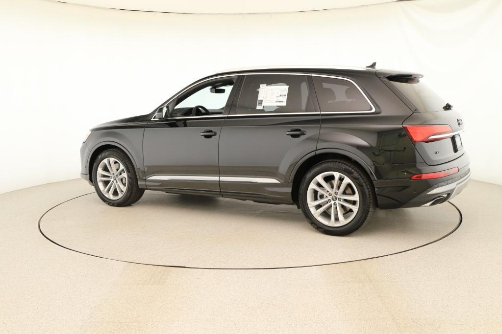 new 2025 Audi Q7 car, priced at $80,870