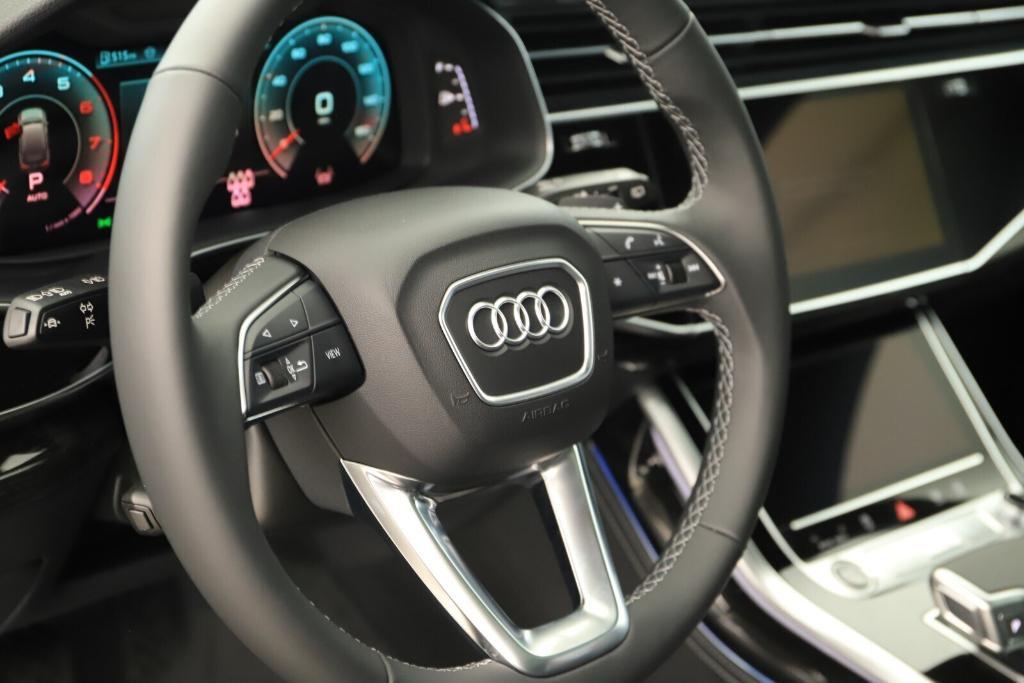 new 2025 Audi Q7 car, priced at $80,870