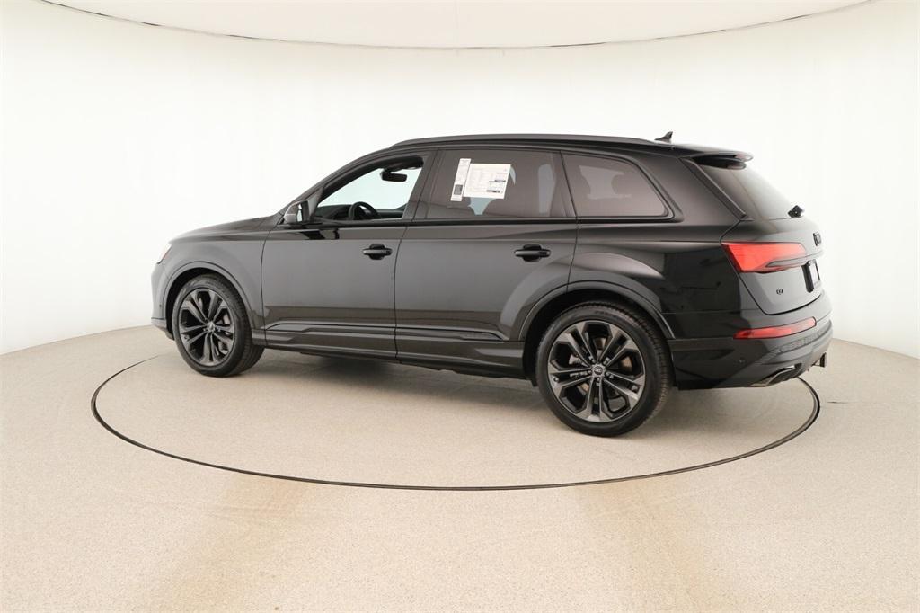 new 2025 Audi Q7 car, priced at $89,360