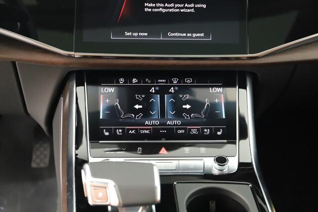 new 2025 Audi Q7 car, priced at $89,360