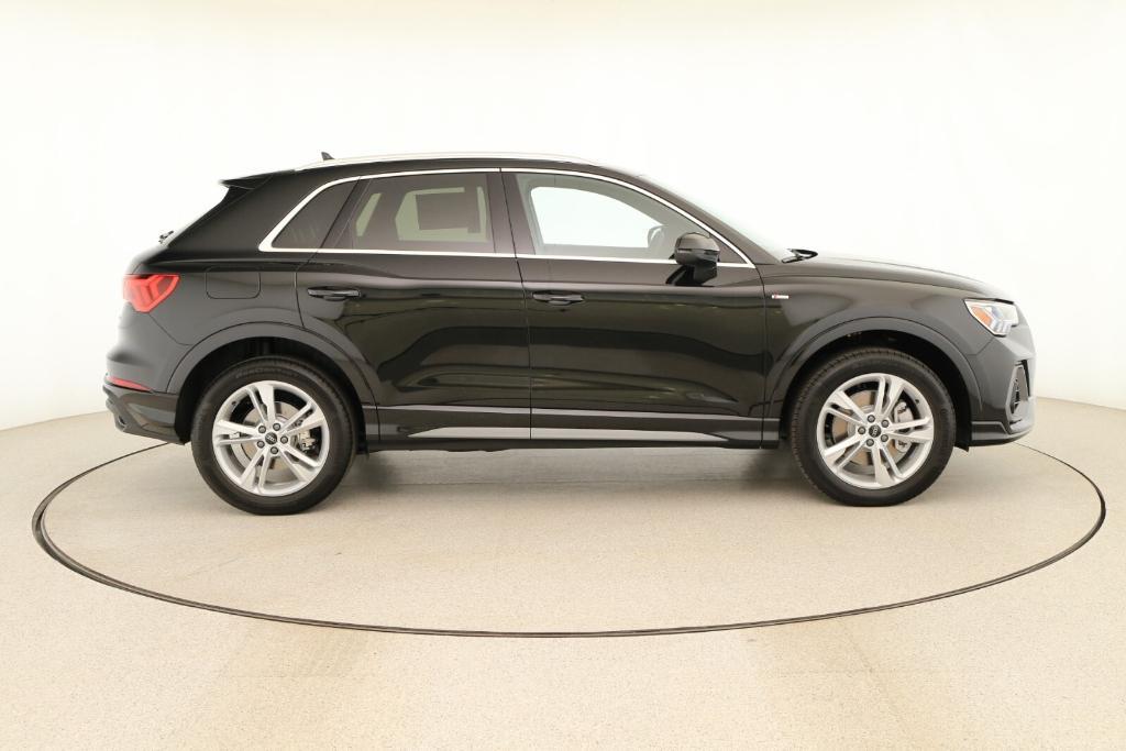 new 2024 Audi Q3 car, priced at $44,770