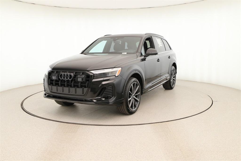 new 2025 Audi Q7 car, priced at $71,685