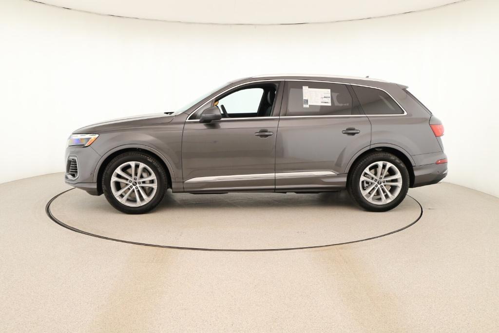 new 2025 Audi Q7 car, priced at $82,620