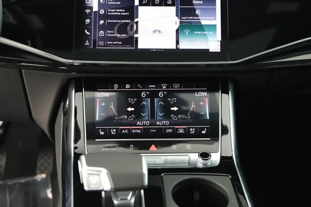 new 2025 Audi Q7 car, priced at $82,620