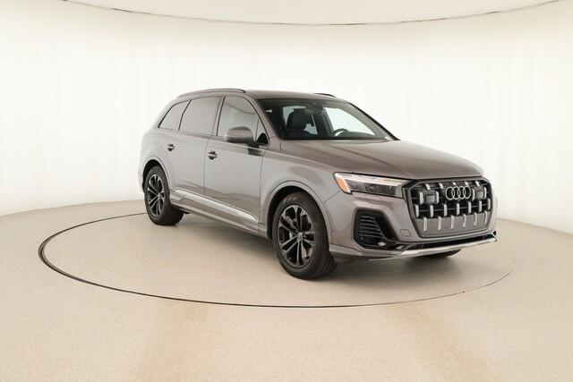 new 2025 Audi Q7 car, priced at $82,620