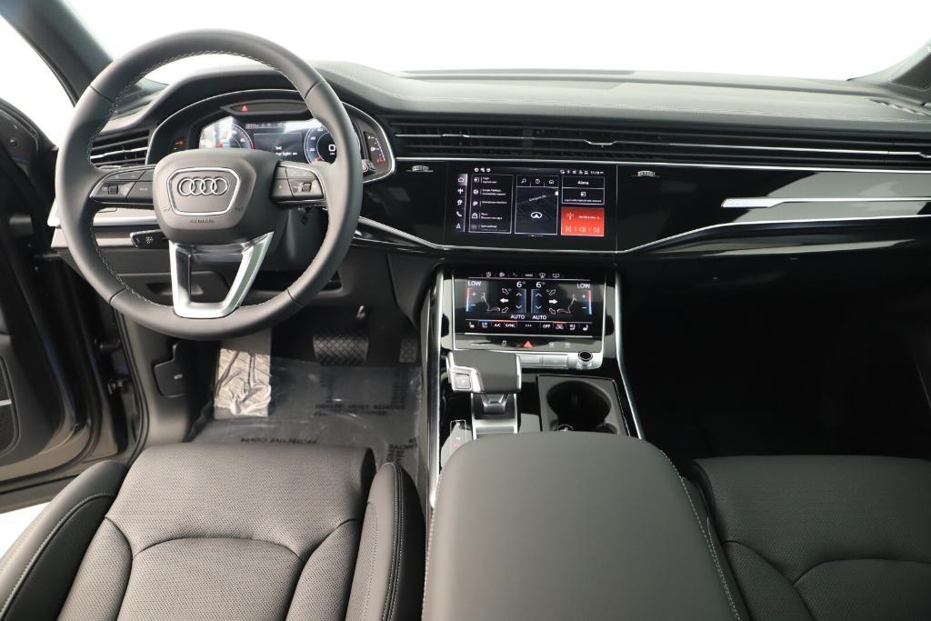 new 2025 Audi Q7 car, priced at $82,620