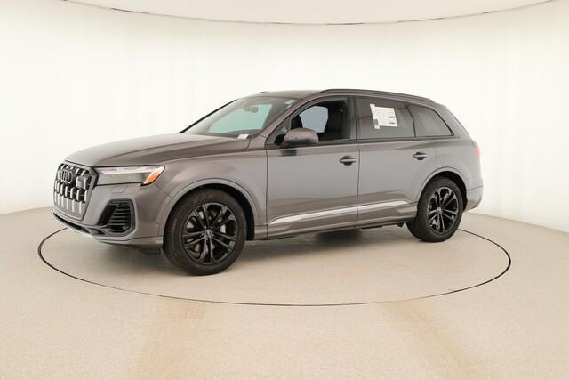 new 2025 Audi Q7 car, priced at $82,620