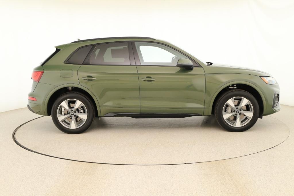 new 2025 Audi Q5 car, priced at $54,650