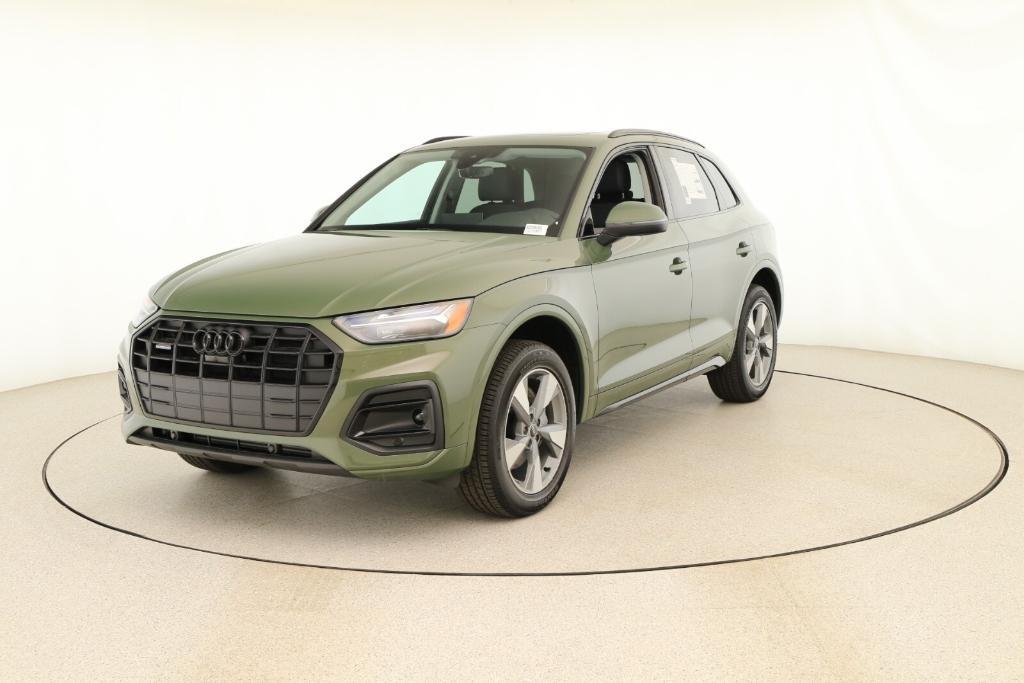 new 2025 Audi Q5 car, priced at $54,650