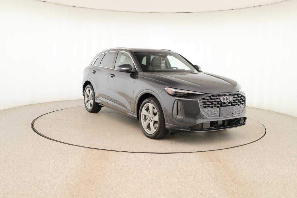 new 2025 Audi Q5 car, priced at $64,190